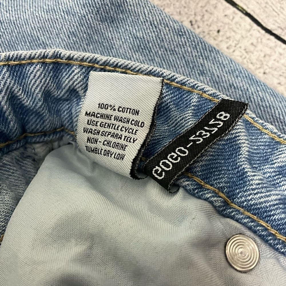 GOGO High Rise Button Fly Distressed Jeans - Picture 8 of 8